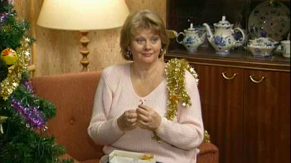 кадр из фильма "С новым счастьем!"