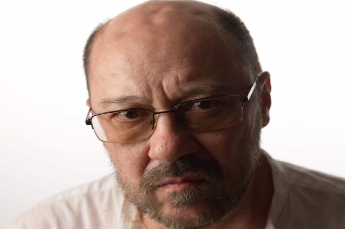    В роли Иосифа Сталина занят народный артист России, актёр Казанского ТЮЗа Роман Ерыгин.