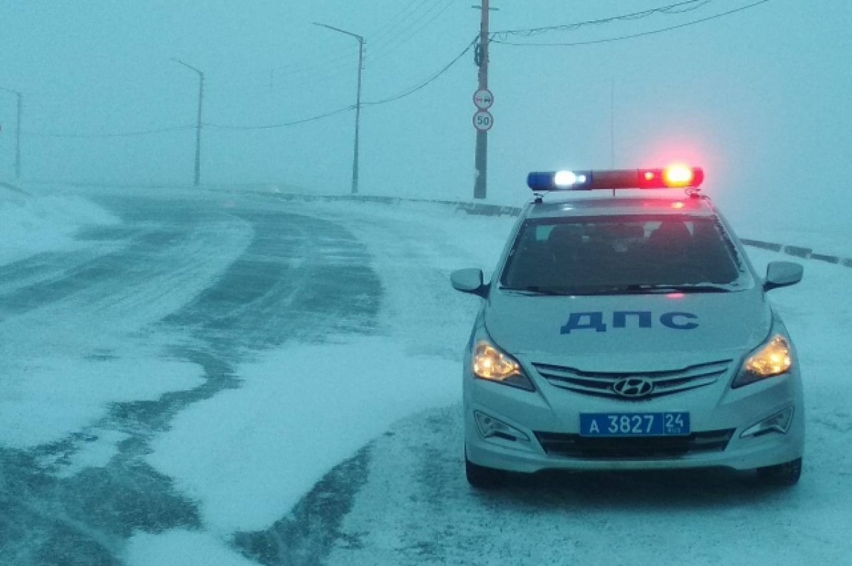    В Приморье три человека погибли в сгоревшем после ДТП автомобиле