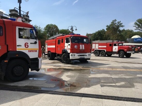     Пожар в Саратове. Фото: saratov.mk.ru "МК в Саратове"