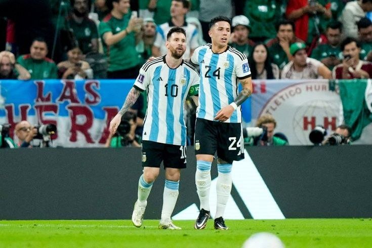 Месси и Энцо Фернандес