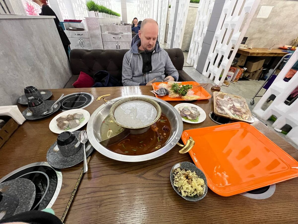 Сегодня решили попробовать традиционно китайскую кухню. И взяли китайский самовар хого. Привет! Я Женя и мы с мужем хотим воплотить нашу мечту.-5-2