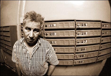 В детстве, когда я жил в интернате, когда я рисовал, я жил подлинной жизнью. сознательном состоянии.
