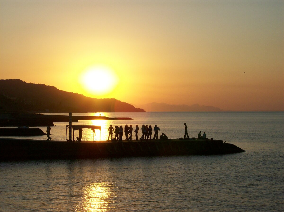 Алушта рассвет солнца