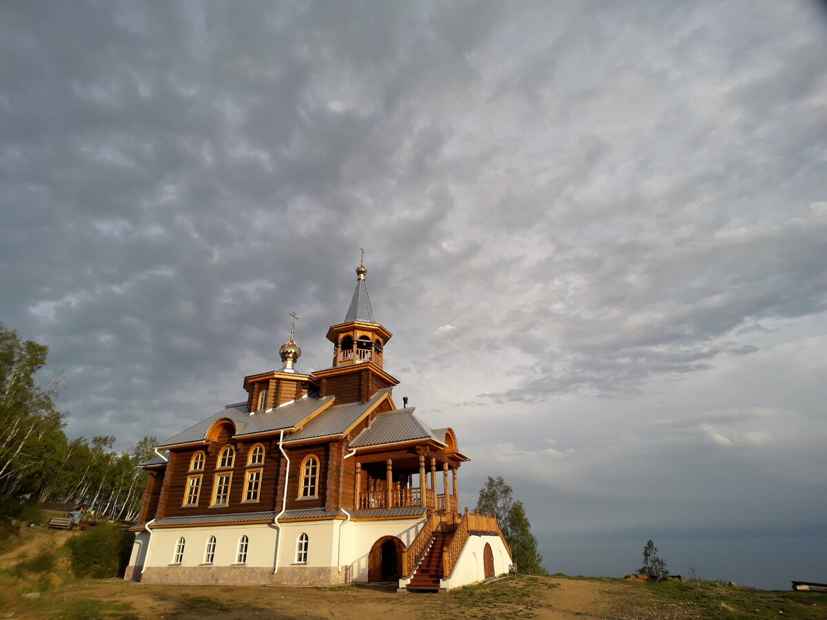 Храм под облаками... | ФотоБлаг. Мобилография | Дзен