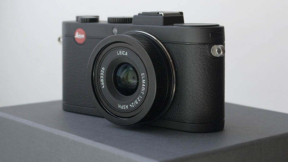 Leica X2