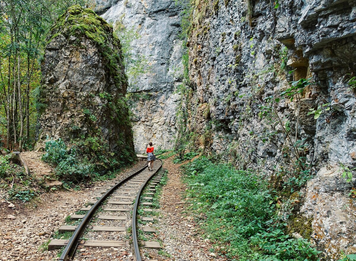 Гуамское ущелье узкоколейка