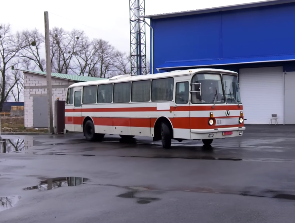 Лаз 699 автобус дальнего. ЛАЗ 699 турист. Автобус ЛАЗ 699 турист. ЛАЗ-ЛАЗ 699. ЛАЗ 699 Модимио.