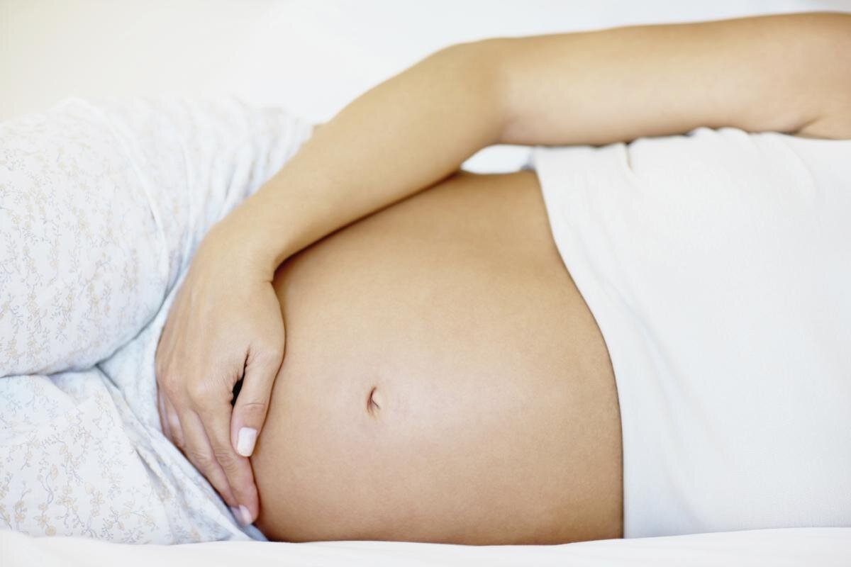 16 неделя беременности: развитие плода и ощущения женщины