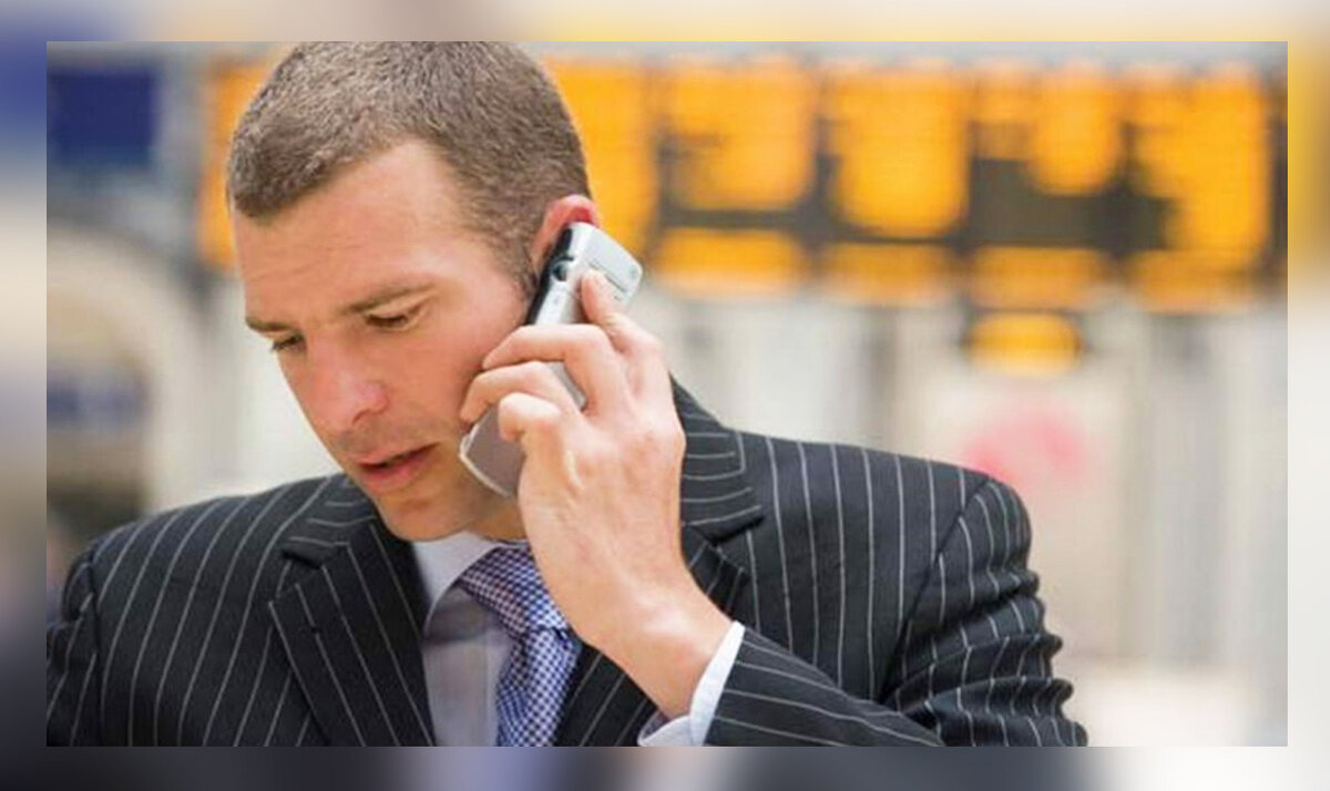 Вы смотрите на него, а он уже Вас раздражает!?