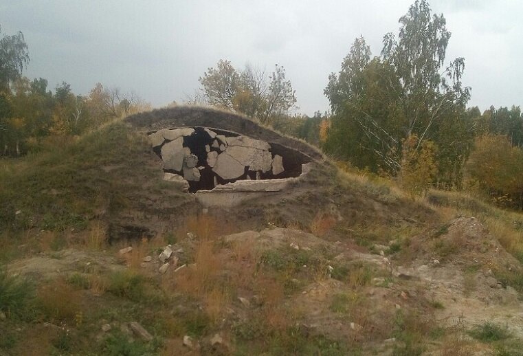 В лесах Челябинска был обнаружен огромный бункер