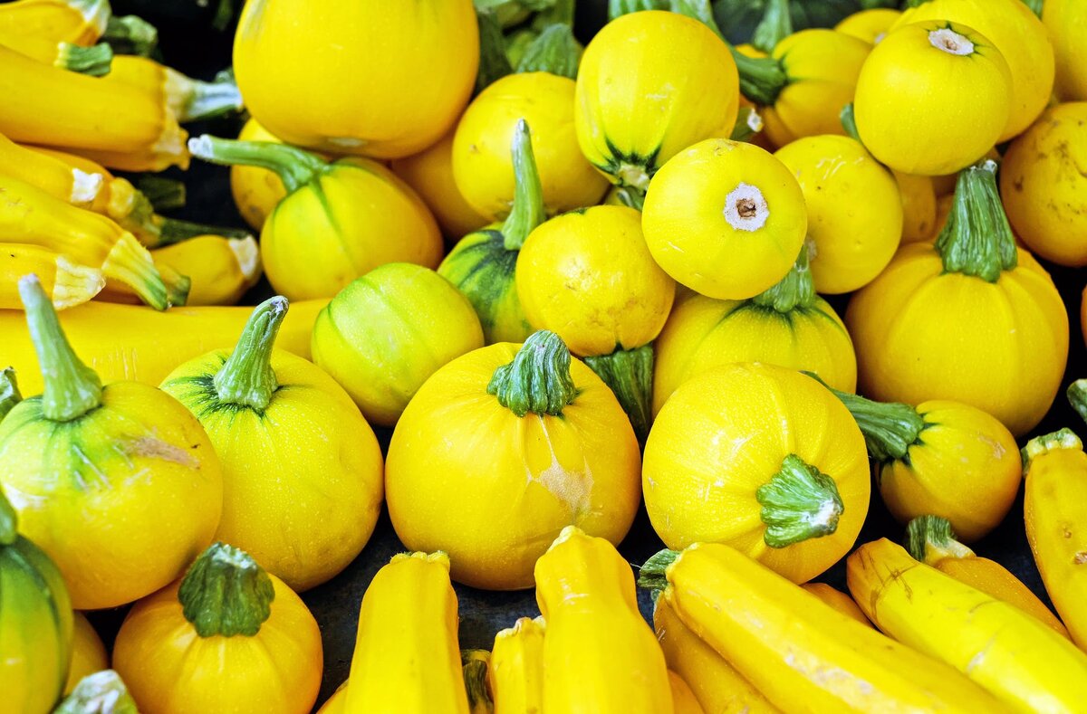 https://www.pexels.com/photo/yellow-round-vegetables-139394/
