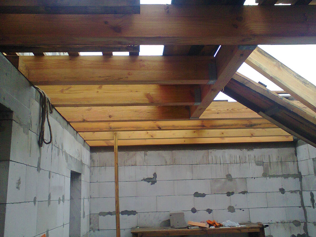 Межэтажное перекрытие по деревянным балкам