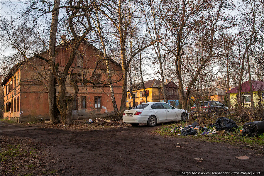 Нашел город в 20 км от Москвы, в который гламурным девушкам и слабонервным лучше не приезжать (Щёлково)