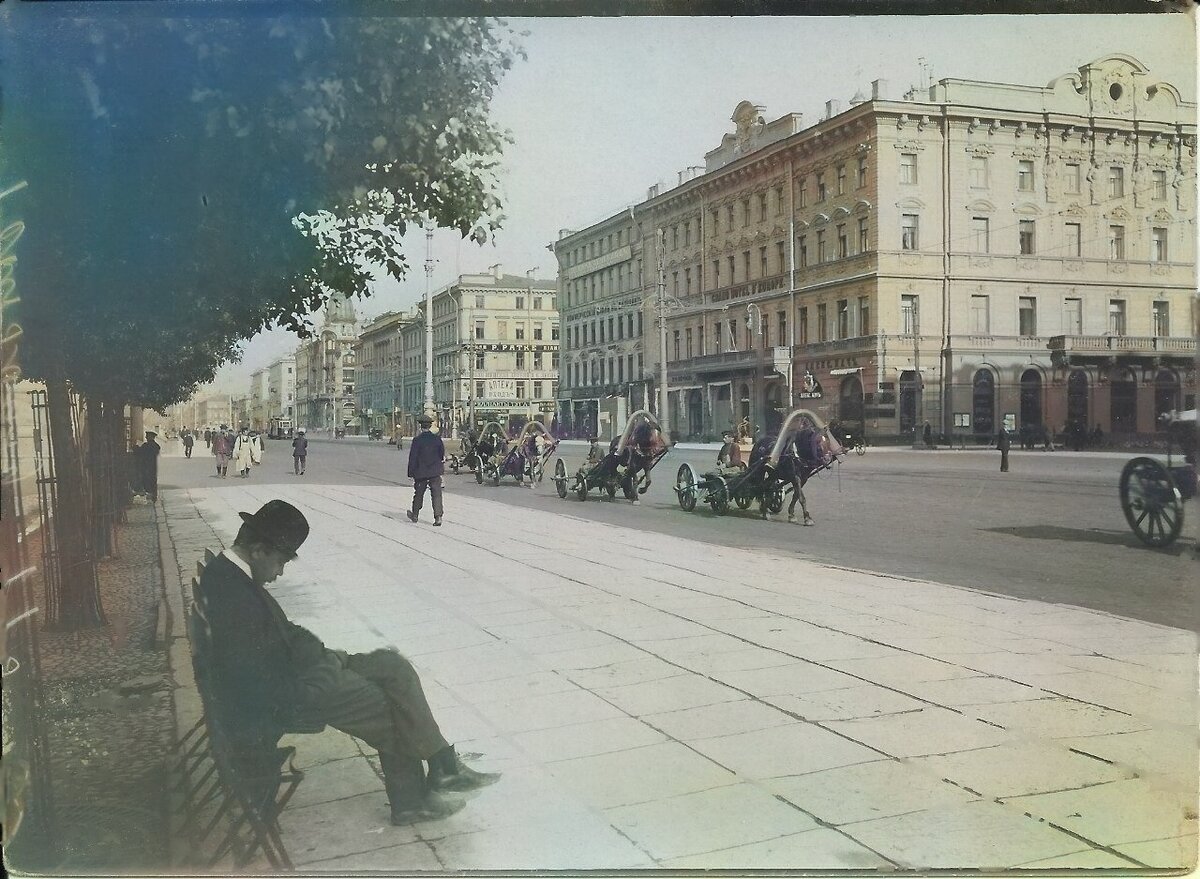 Эксклюзивные цветные фотографии старого Петербурга - публикуются впервые