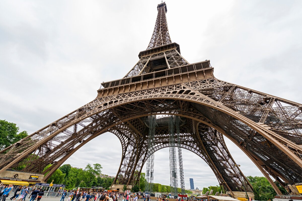 1887 1889. Гюстав Эйфель. Эйфелева башня в Париже. 1887—1889. Эйфелева башня Архитектор Гюстав Эйфель.