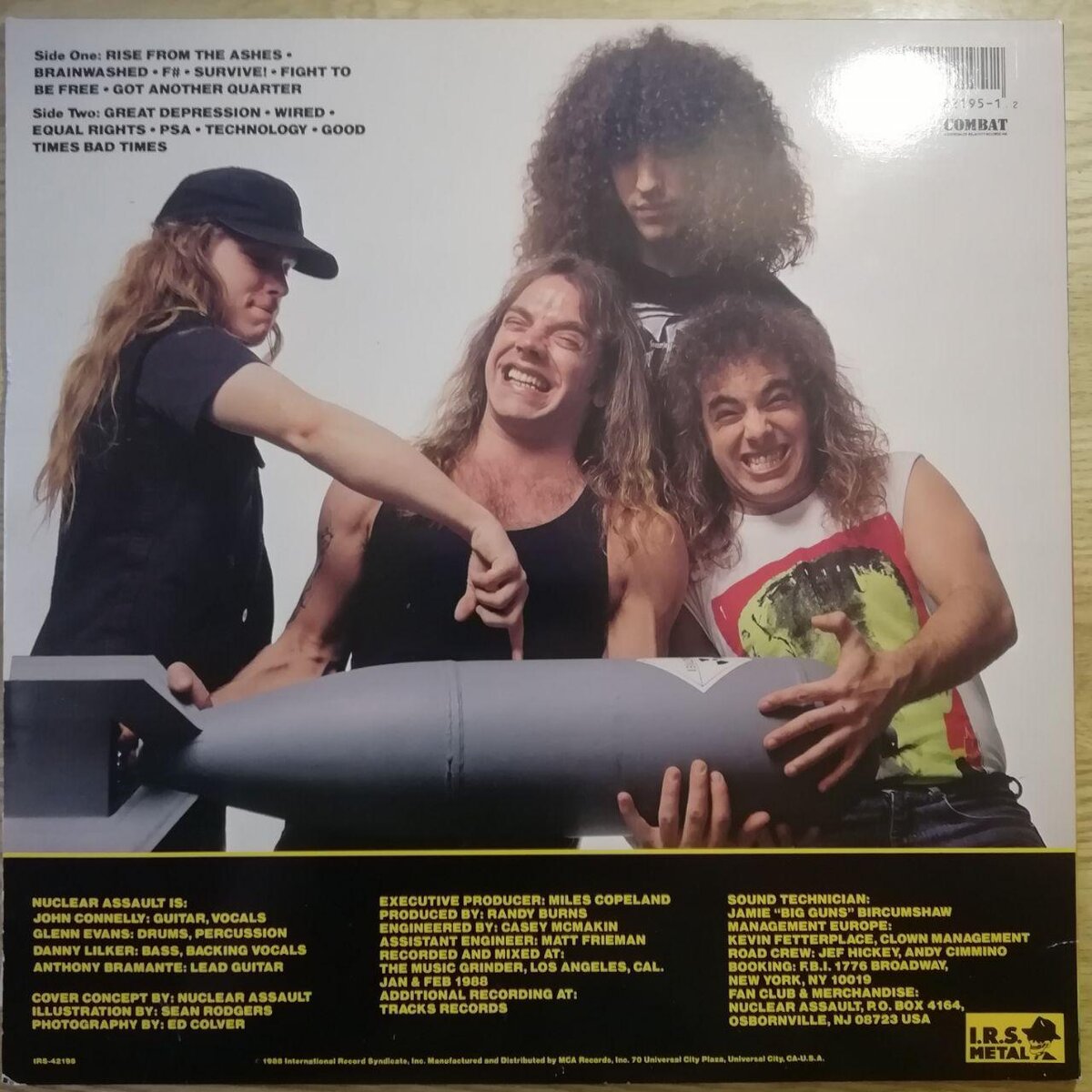 Nuclear records. Nuclear Assault 1988. Nuclear Assault Survive. Футболка nuclear Assault. Nuclear Assault вокалист в молодости.