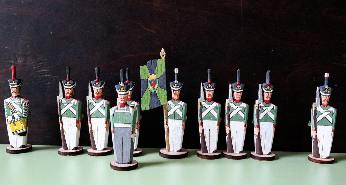 фото с сайта https://www.livemaster.ru/woodsoldier?view=profile - использовано с разрешения Евгения Тимашева