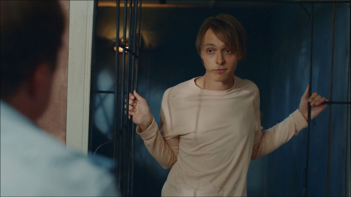 Главные герои - задрот, бабник и павлин