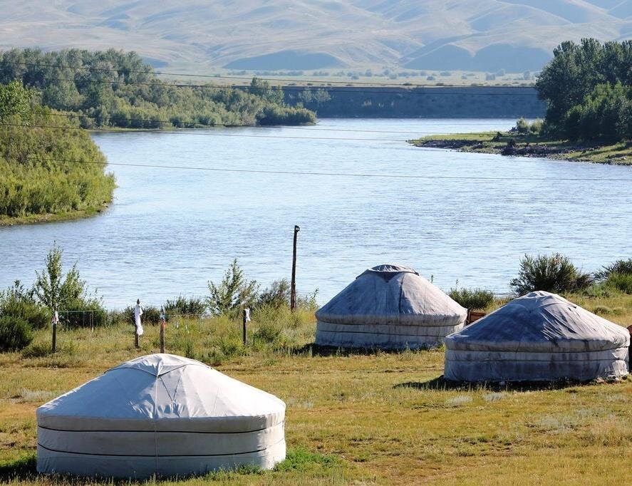 Озеро чагытай республика тыва. Юрточный комплекс бий хем тыва. Юроточный косплекс бийхем. Озеро дус-холь сватиково. Озеро дус-холь сватиково.