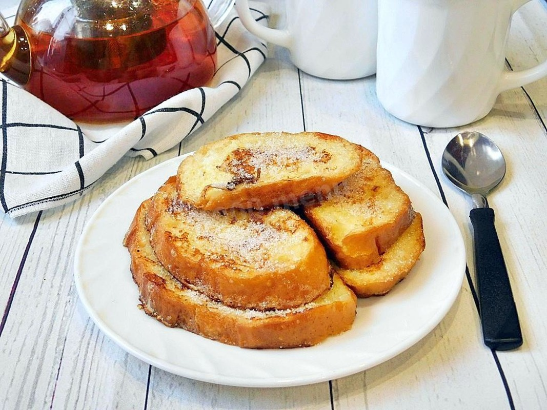 Рецепт сладких гренок из батона с яйцом