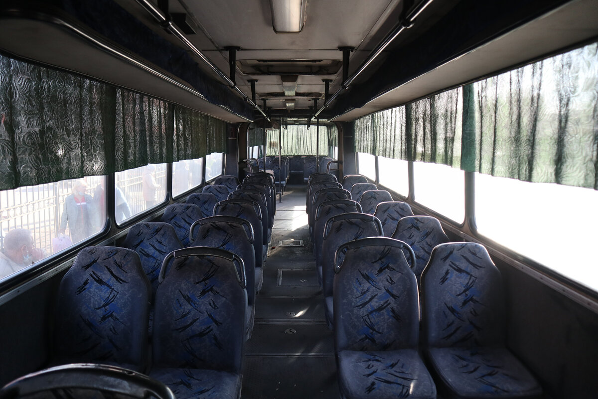 Последние "икарусы" России работают в Курске