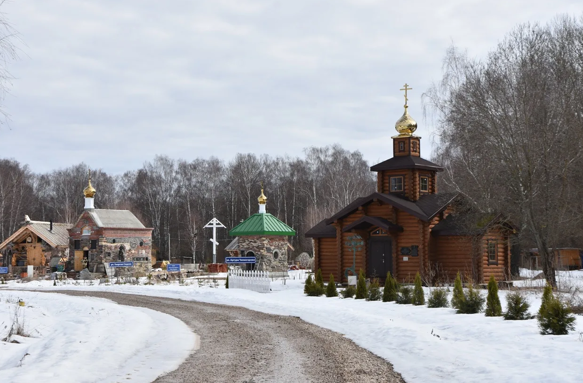 Село федоры. Деревня фёдора Конюхова в Тульской. Деревня Федора Конюхова в Тульской области. Деревня Федора Конюхова Заокский район, Тульская область. Деревня фёдора Конюхова в Заокском районе Тульской области