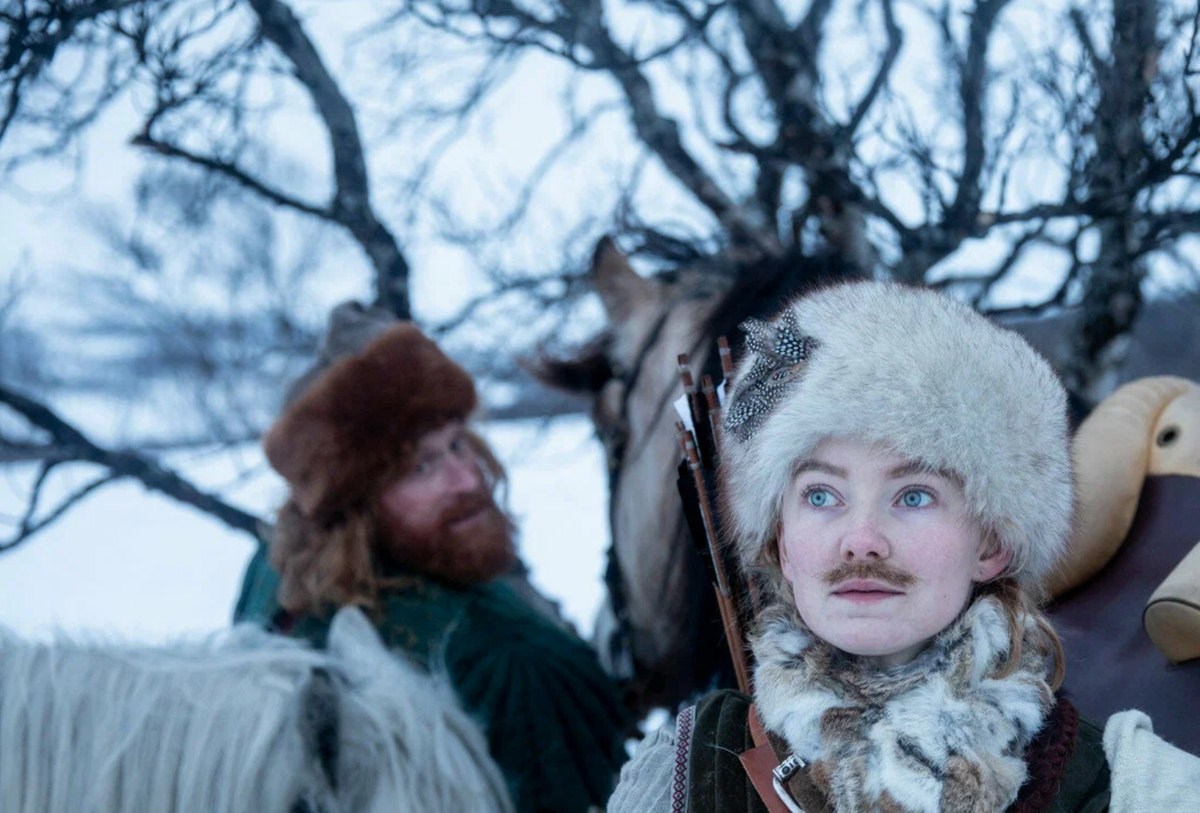 Кадр из фильма "Три орешка для Золушки" (2021)