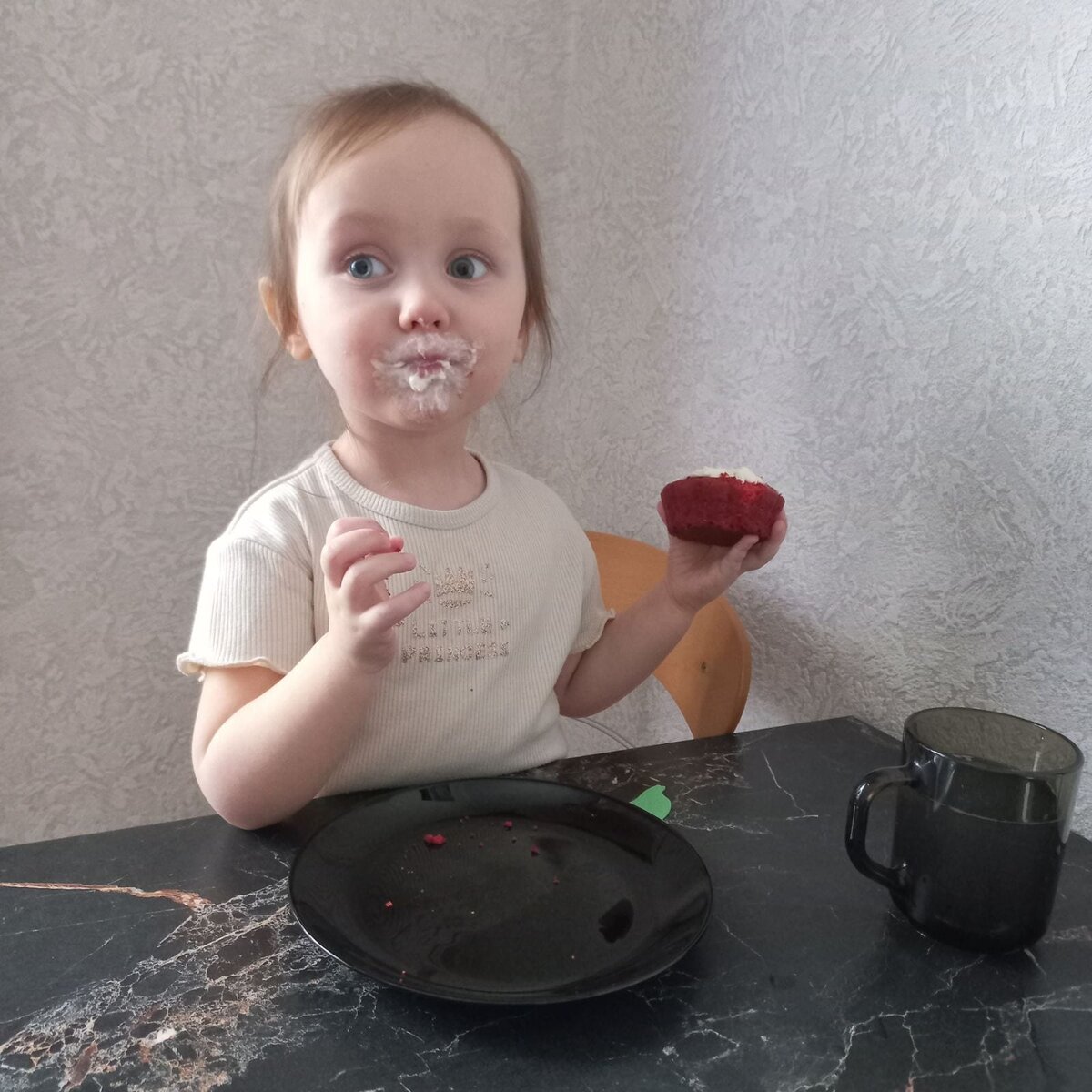 В гостях у бабушки😊