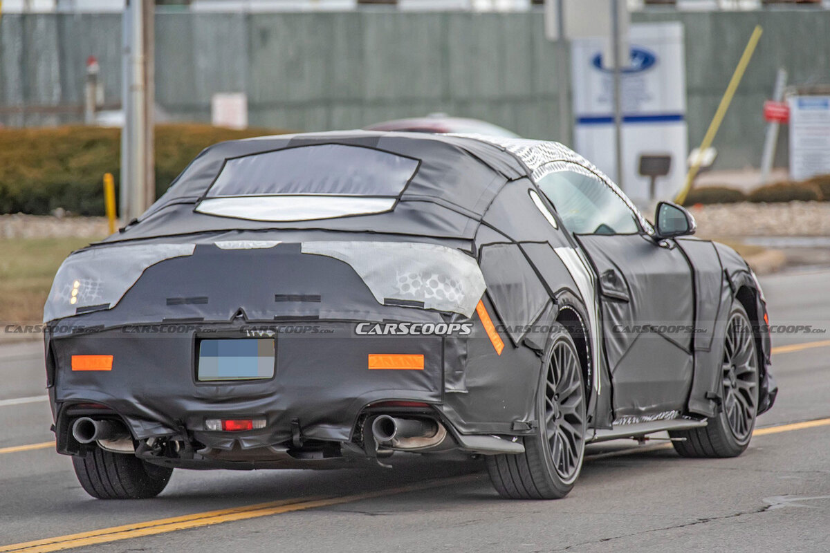 Ford Mustang 2023 - на тестовых дорожных испытаниях 