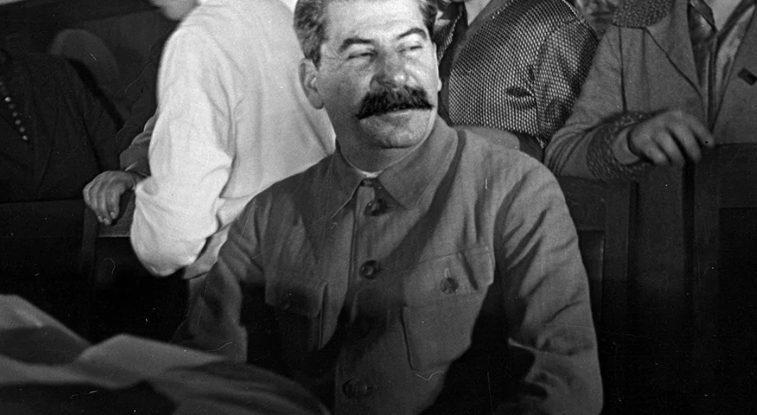 Сталин 1937 год. Иосиф Сталин 1937. Сталин 1925. Сталин в 1925 году.
