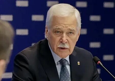    Грызлов заявил об ответе врагу, в случае удара по Белоруссии. Алкснис поинтересовался: что насчёт ударов по России