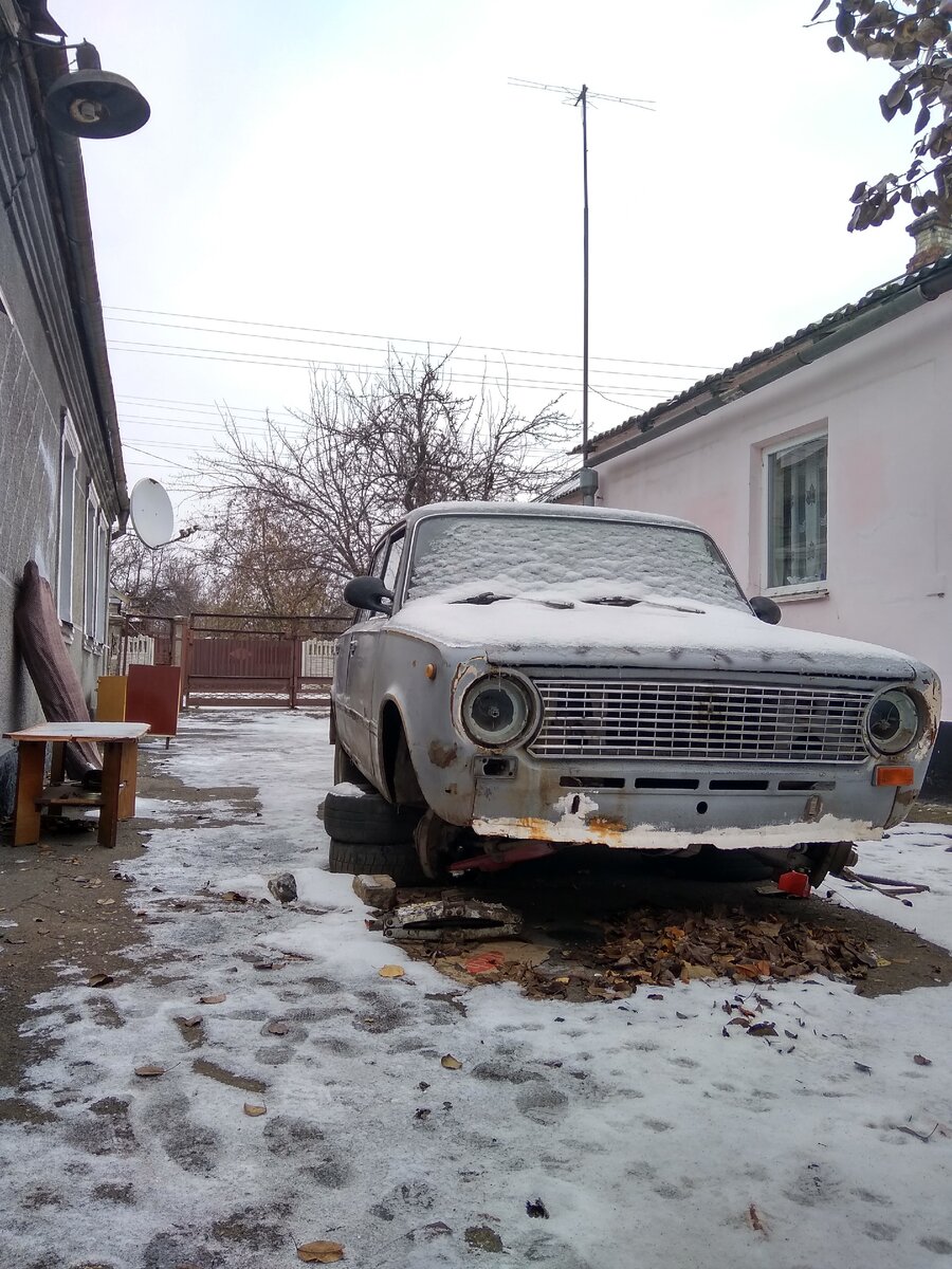 Бедная простояла под снегом и дождём 2 месяца,в ожидании запчастей и моего свободного времени.