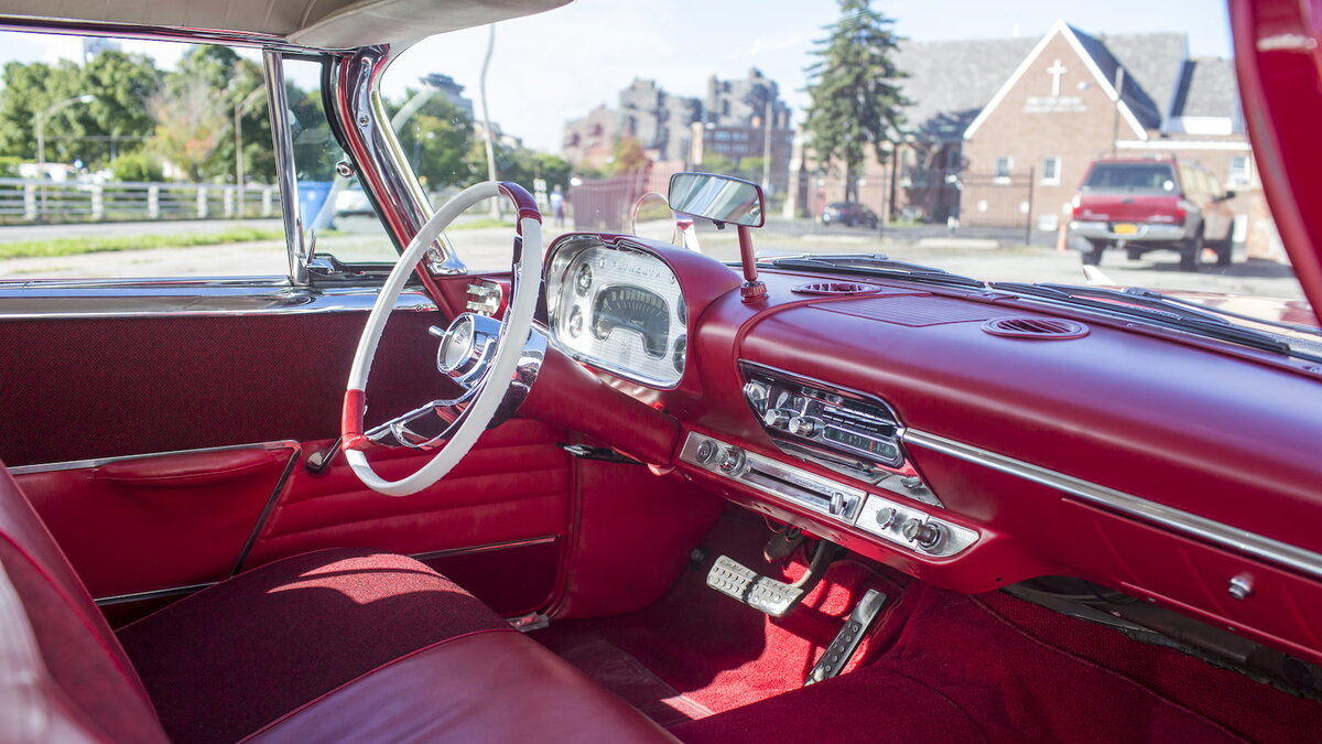 Plymouth Fury 1958 салон