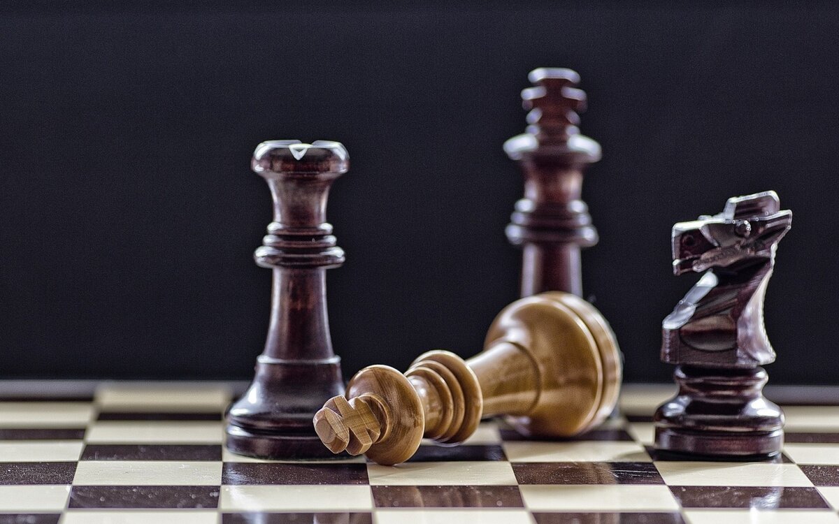 источник картинки интернет https://www.setaswall.com/wp-content/uploads/2017/07/Chess-Wallpapers-13-1920x1200.jpg
