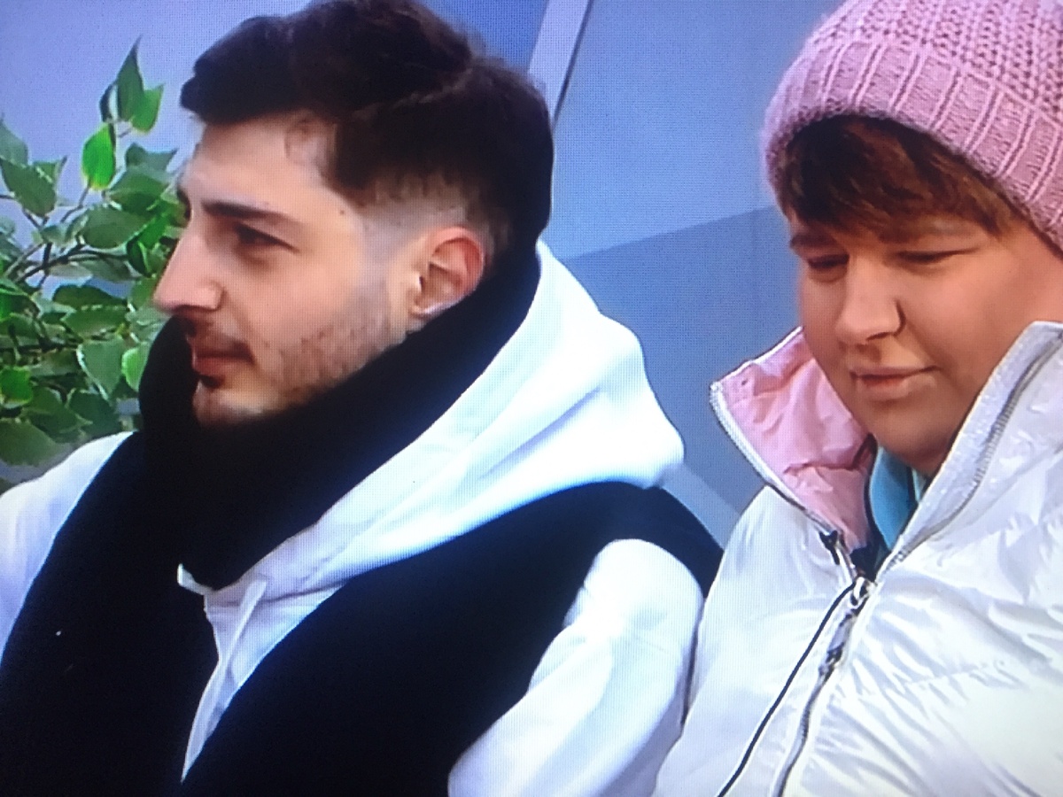 Саша и Ёся на семейном совете 