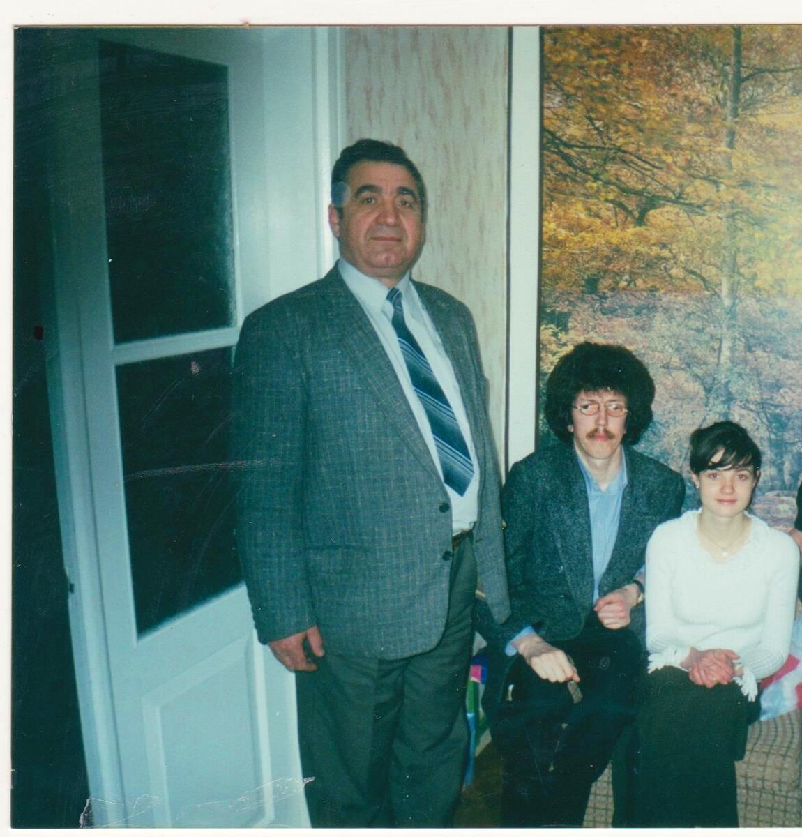 Юрий (в центре), Марина и Владимир.