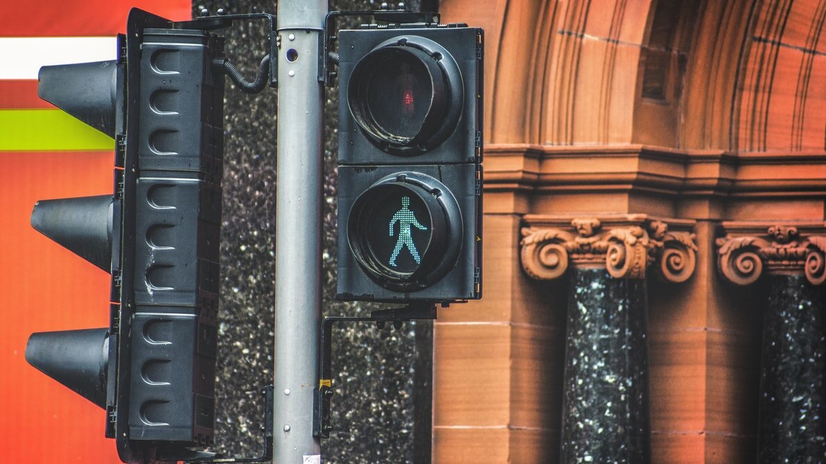 Не забывайте включать красный свет для дел. Источник: https://unsplash.com/