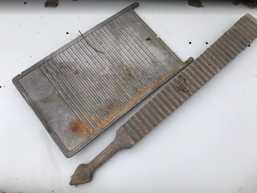 Машинка и утюг