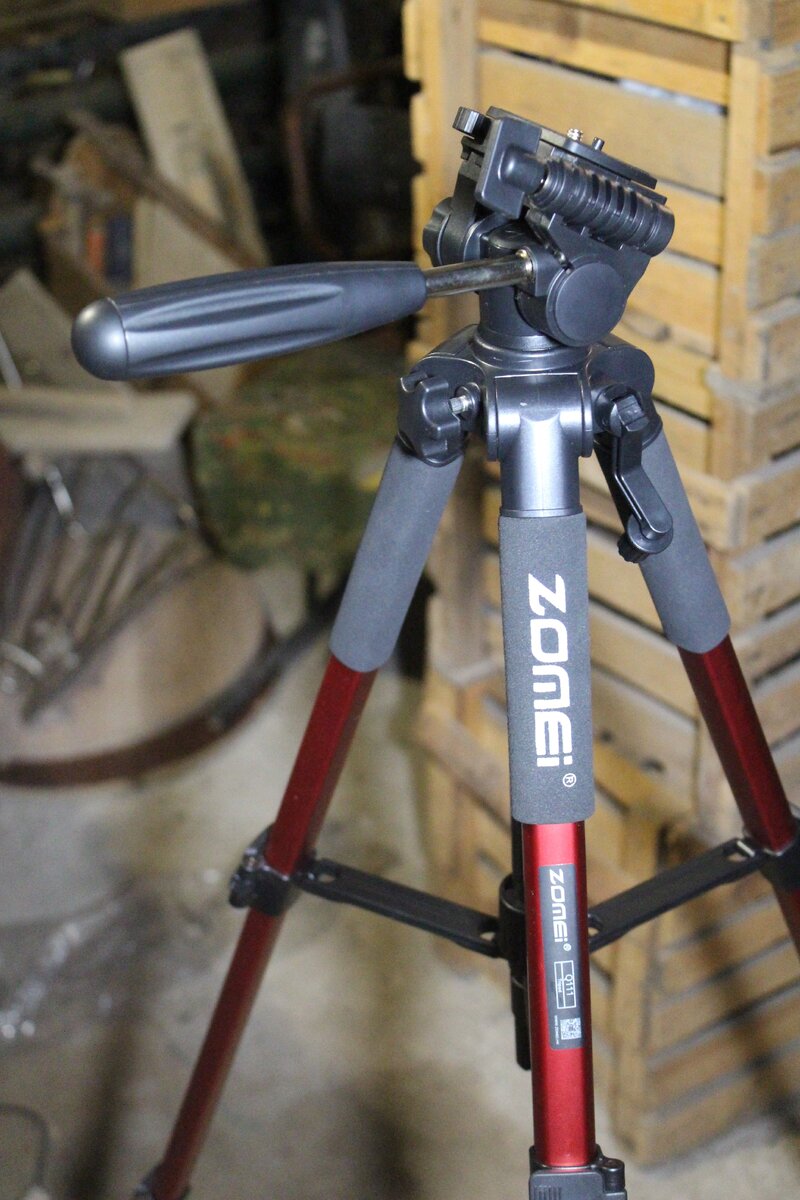 Самый шоколадный штатив Zomei Q111RD с Aliexpress