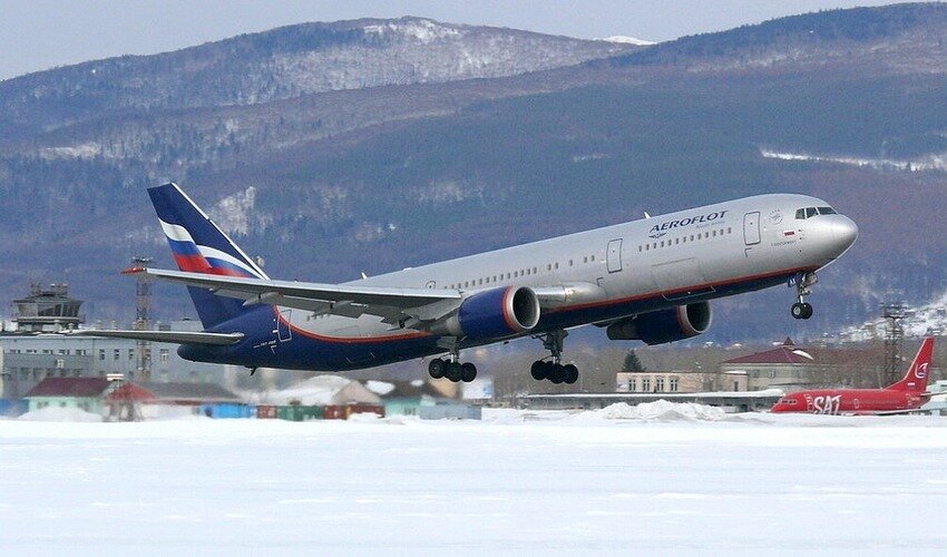 Рейс южно. Аэрофлот Южно-Сахалинск. S7 Южно-Сахалинск. Аэрофлот Сахалин Москва. Авиакомпания Аэрофлот Южно Сахалинск.