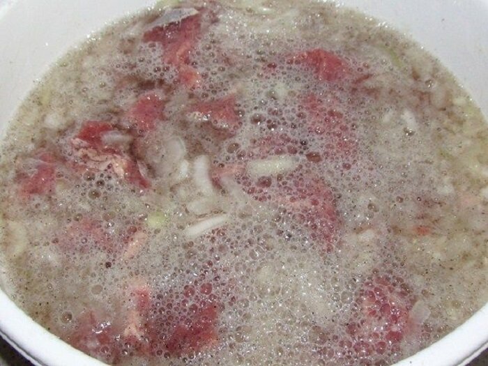 Маринад для свинины с минералкой. Мясо в минералке. маринад на минералке для шашлыка. маринад свинины на минералке. маринад на минералке для шашлыка из свинины.