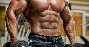 Регулярные – не значит изнуряющие. Три тренировки в неделю по 40-50 минут – оптимальный вариант как для новичков, так и для «бывалых» спортсменов. Главное помнить, что на полное восстановление мышцы уходит неделя, то есть между первой и второй тренировкой на ту или иную группу должно пройти семь дней.
