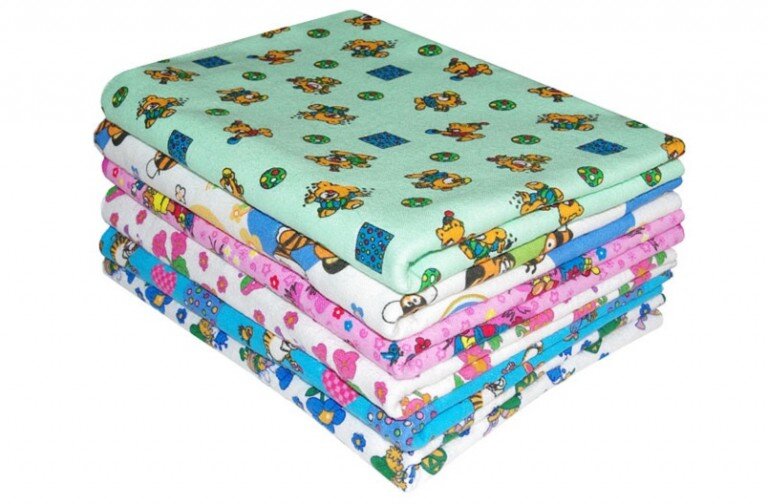 Фото из открытых источников - пелёнки как символ трудностей в уходе за ребёнком.