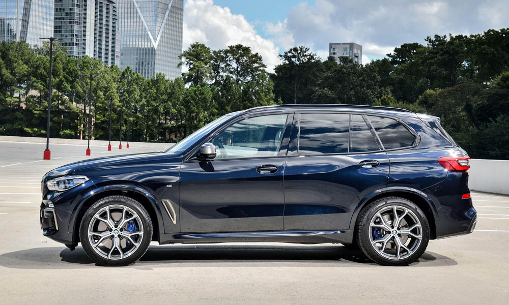 BMW x7 синий танзанит