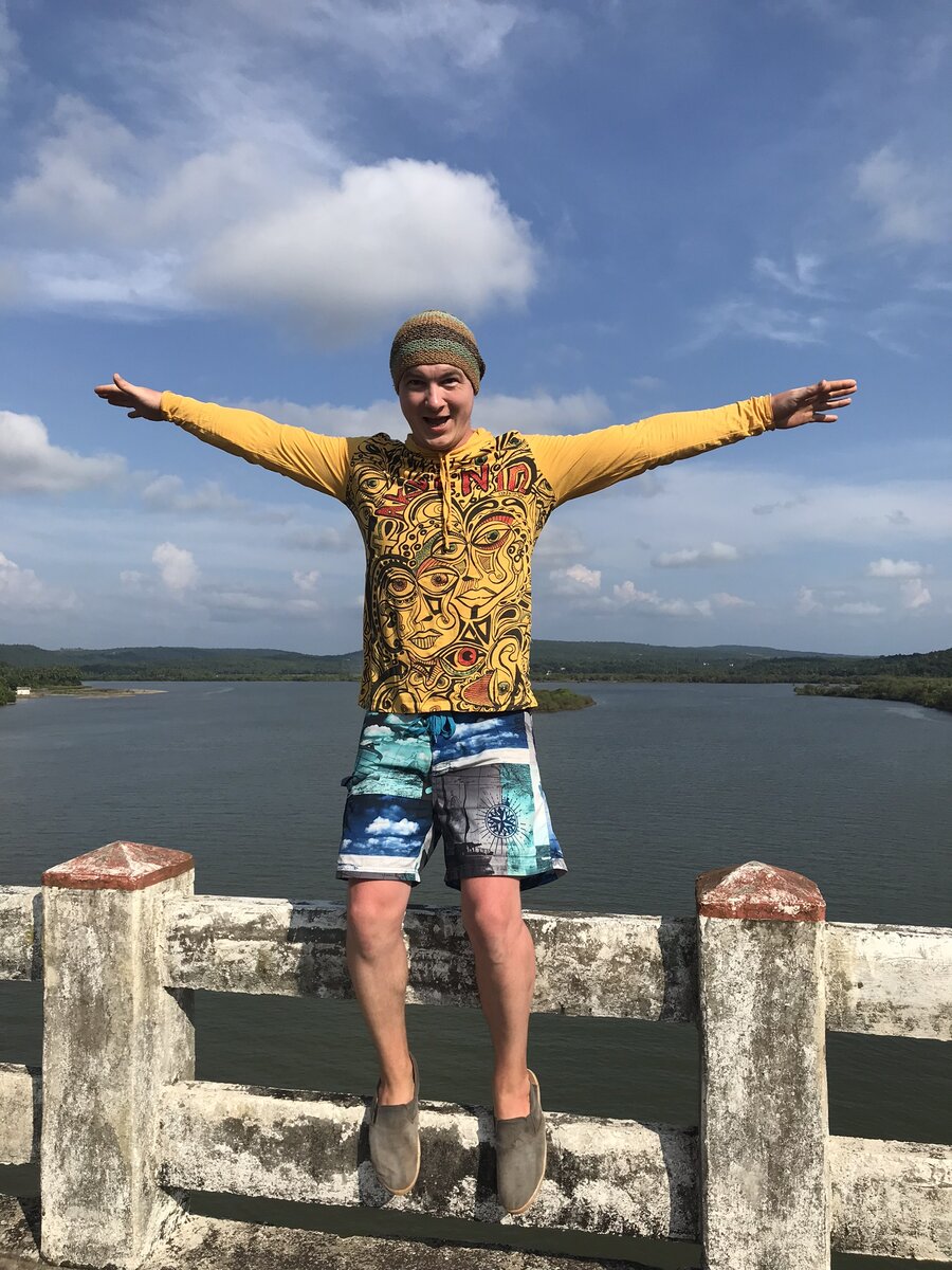 На мосту между ГОА и штатом Махараштра.