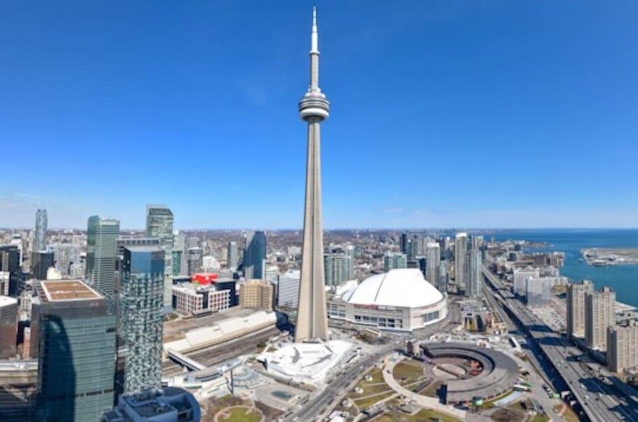 CN Tower в Торонто
