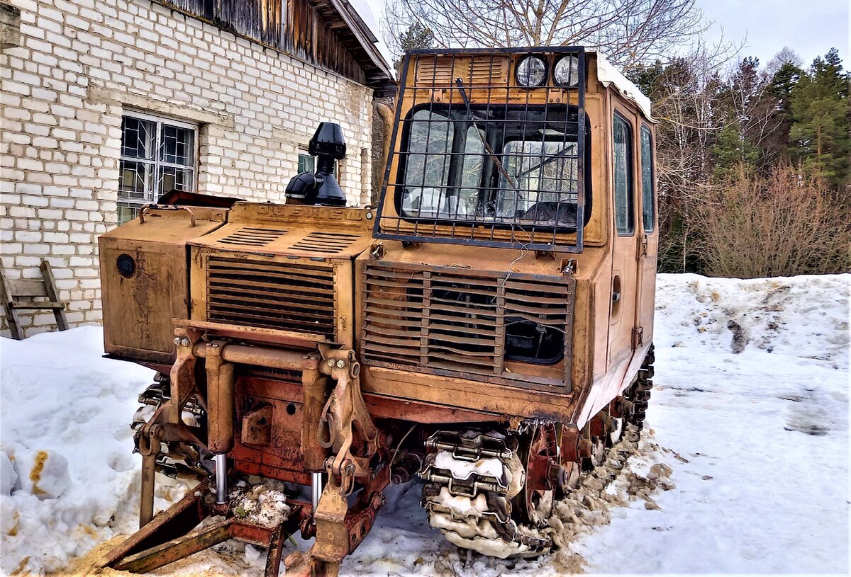 трелевочный трактор