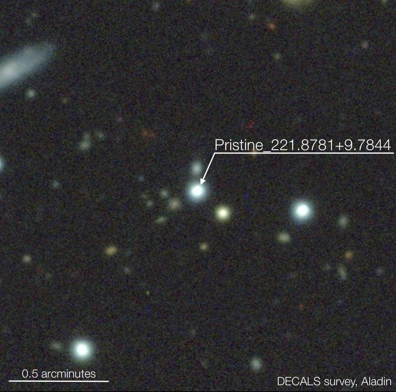 Звезда Pristine_221.8781 + 9.7844 и её окрестности. Фото: N. Martin, DECALS survey, and Aladin