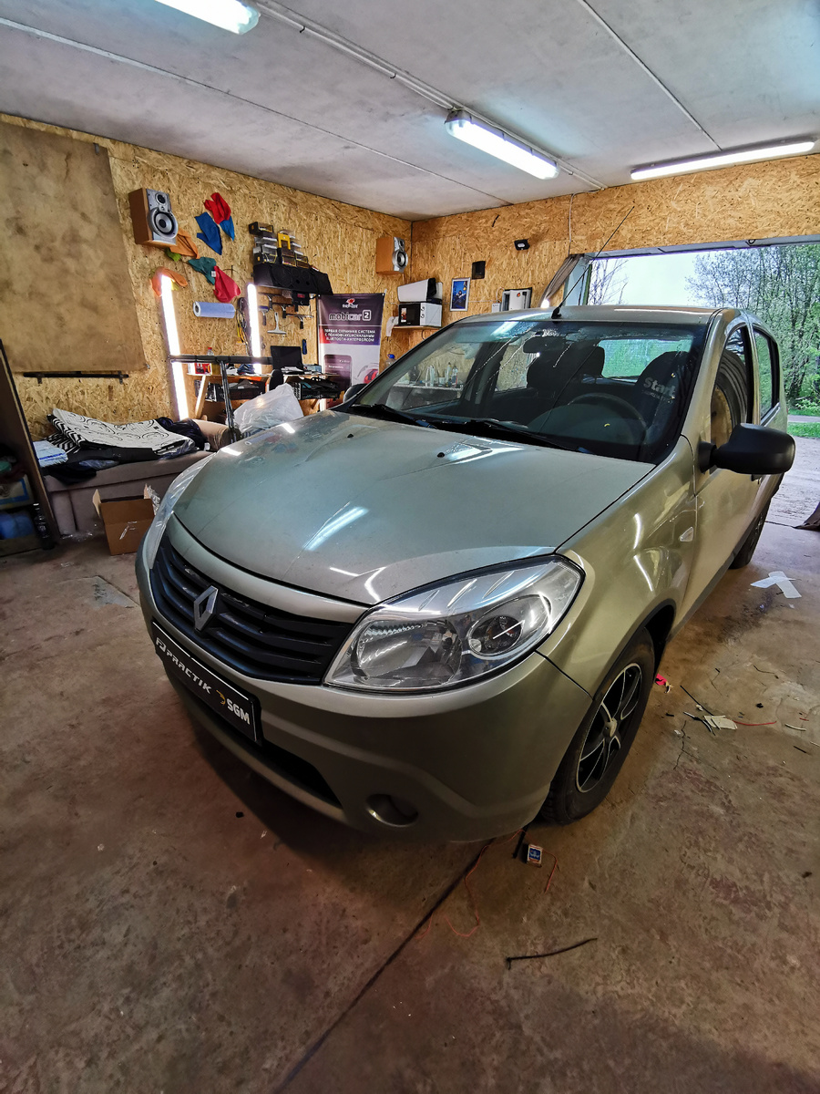 Renault Sandero 